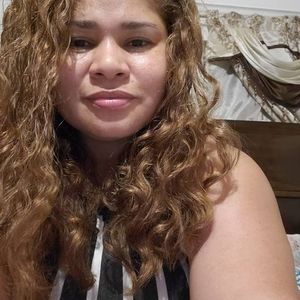 Meet your Posher, Lorena